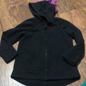 Cat & Jack size: 5T Black Jacket long sleeve for girl, with front pockets & zipp